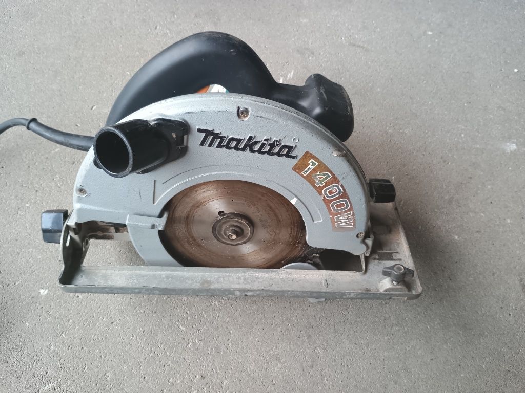 Pilarka tarczowa Makita 5705 R o mocy 1400 W
