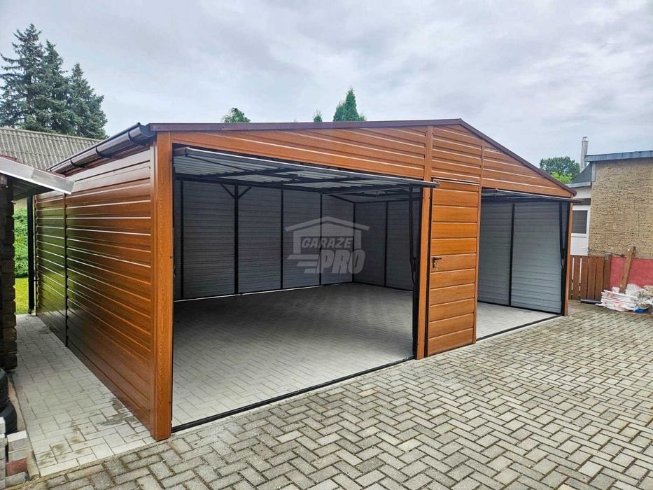 Garaż blaszany 7x6 Brama - drzwi złoty dąb  Dach rynny GP598