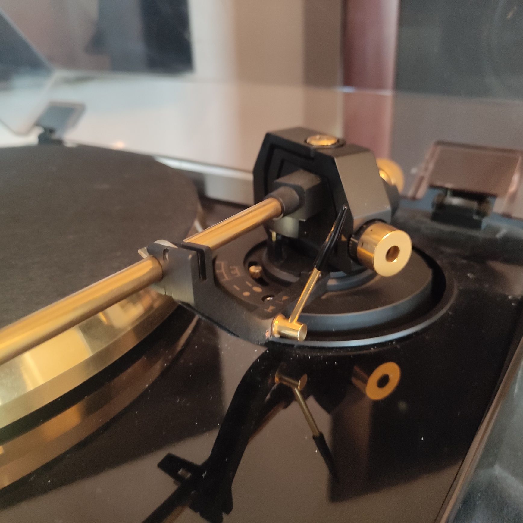 Gramofon Dual Golden 1  Pioneer Urushi