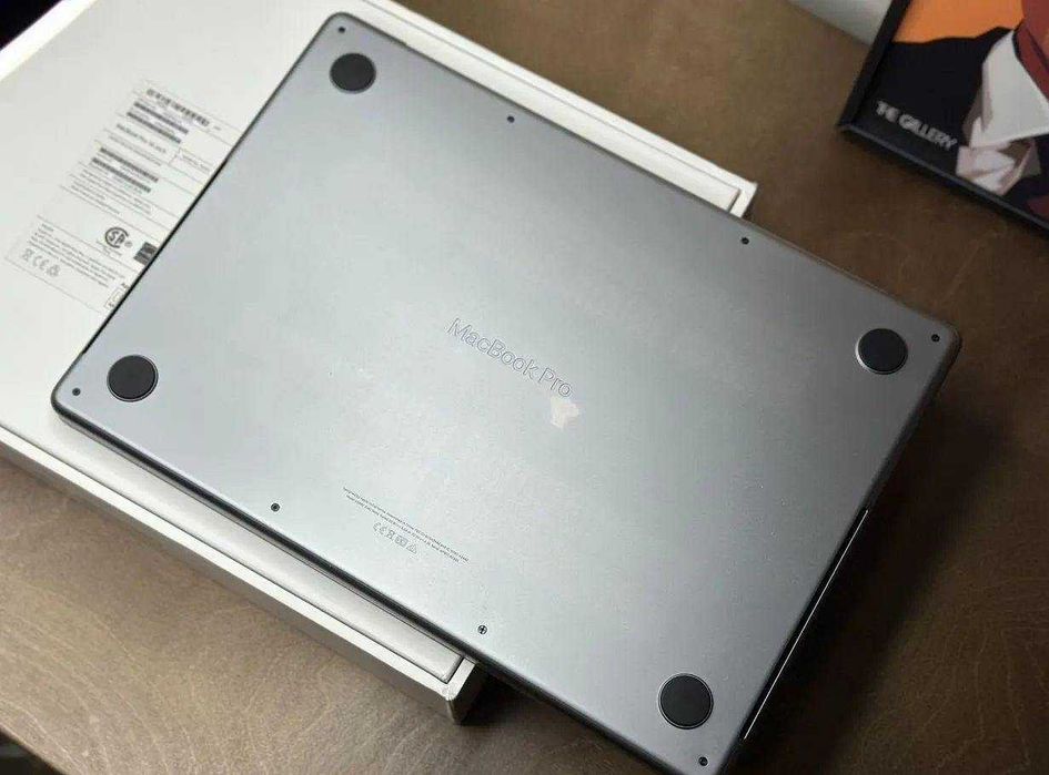 Macbook Pro 14 M1 16 512