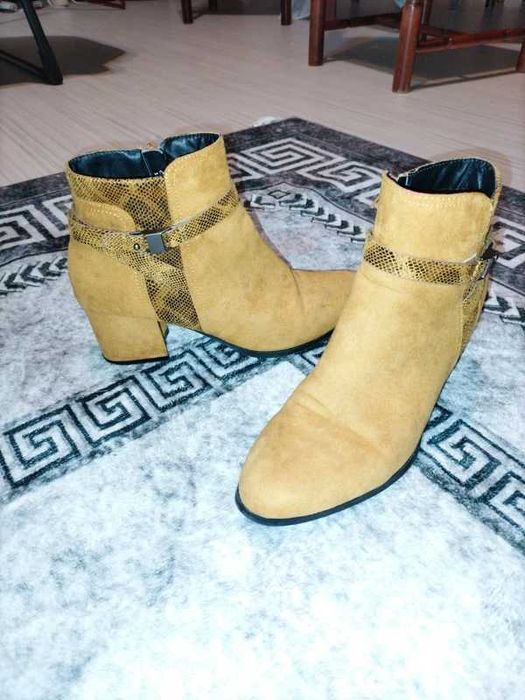 buty botki damskie rozm. 40 firmy Graceland