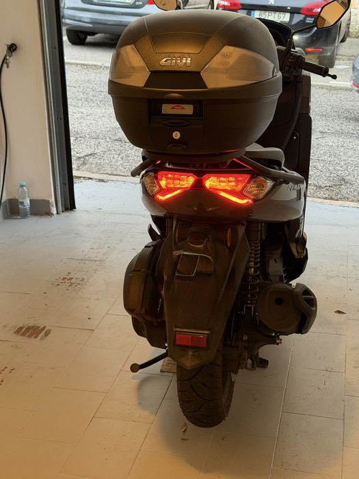 Yamaha NMAX 125