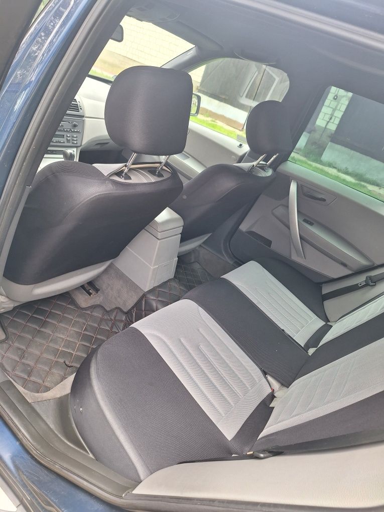 Na sprzedarz BMW X3i 2004r