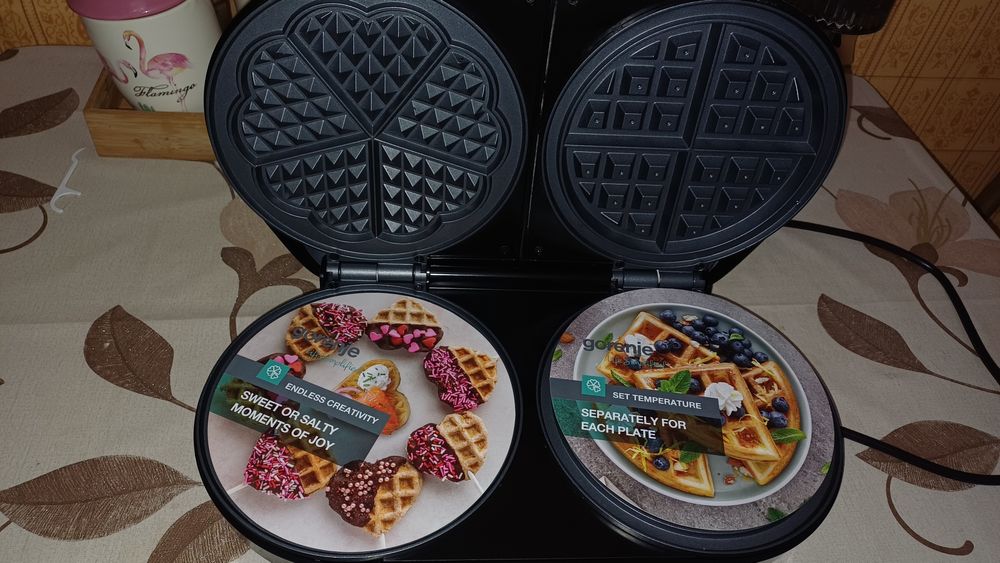 Вафельниця Gorenje WM1400SB (SW-2502M)