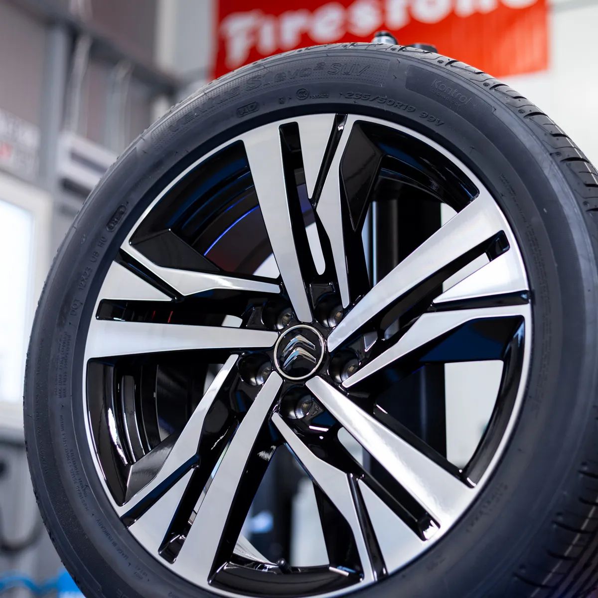 NOWE ORYGINALNE Felgi Koła Citroen 19 DS4 DS7 DS9 C4 SpaceTourer C5 C6