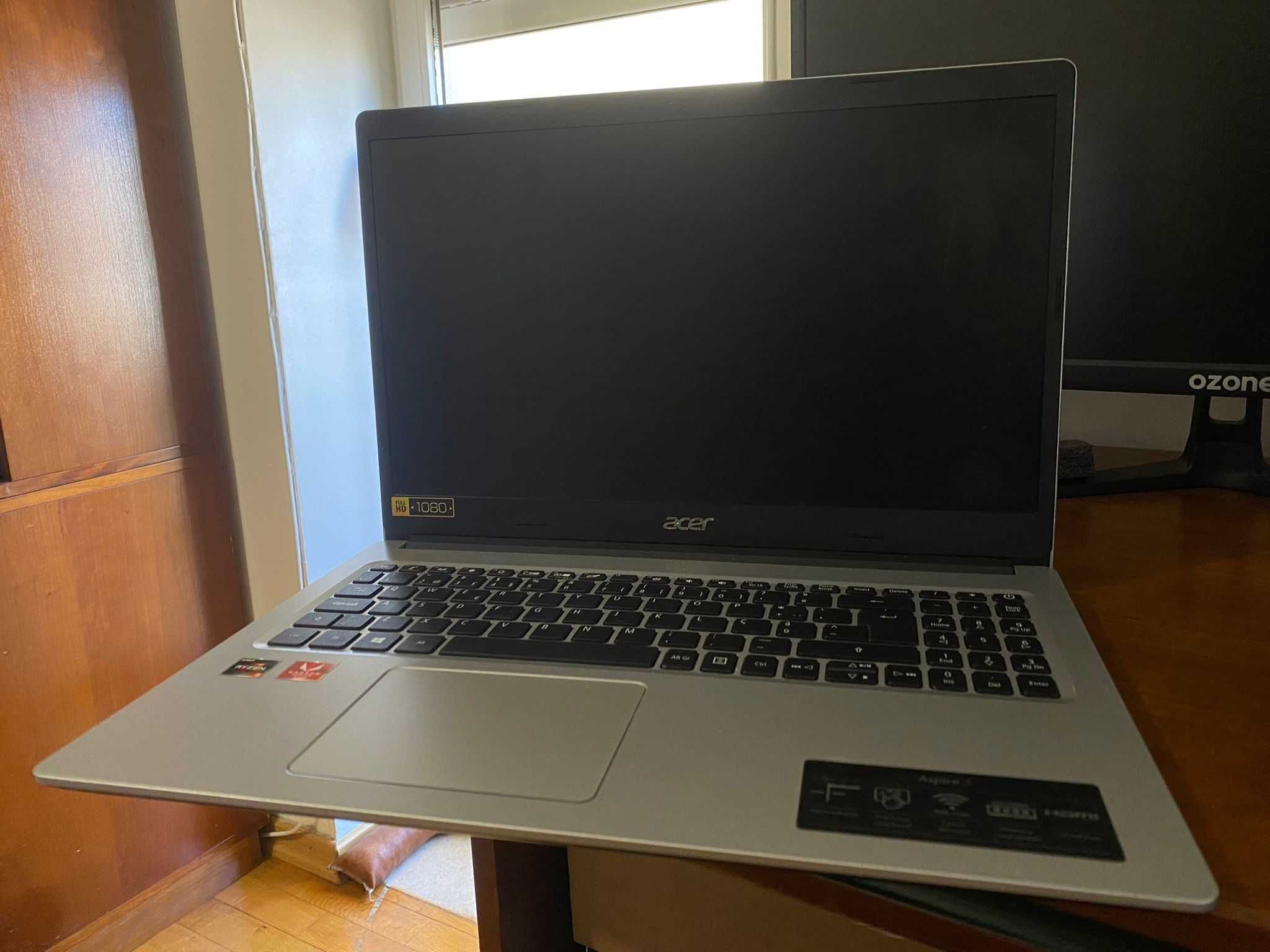 Portátil ACER Aspire 3 A315-23-R1JM