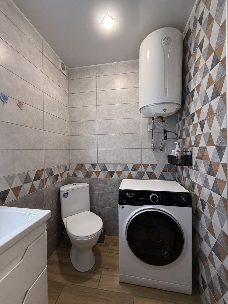 Продаж 3-кімнатної з класним, сучасним ремонтом, квартал 278