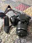 Aparat Canon 1100D