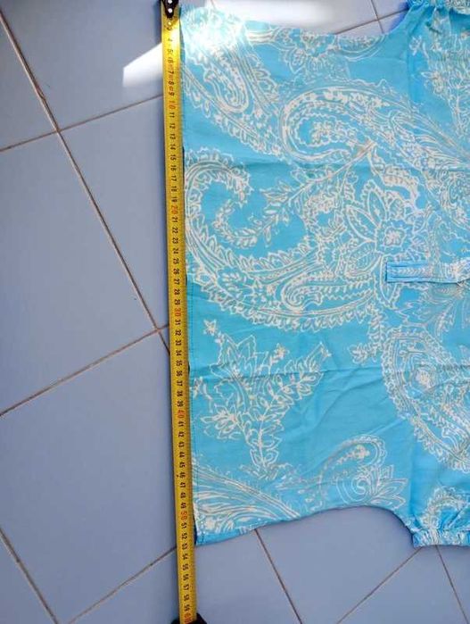 blusa Emily van den bergh com mandalas