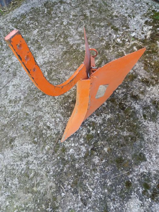 Rodas ferro para moto enchada e abre regos