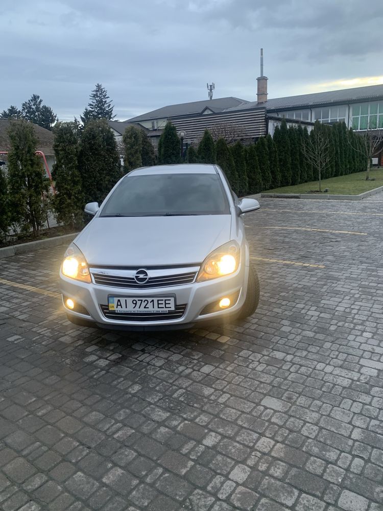 Opel Astra H 2013