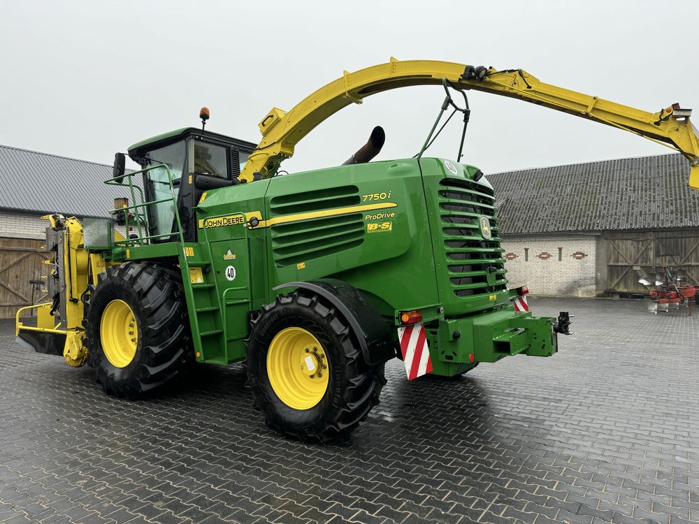 Sieczkarnia John Deere 7750i ProDrive