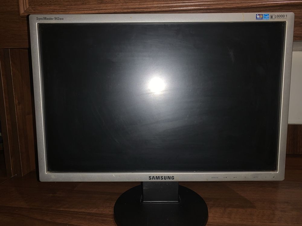 Монітор 19" SAMSUNG SyncMaster943nw