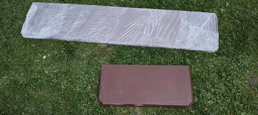 Parapety z konglomeratu