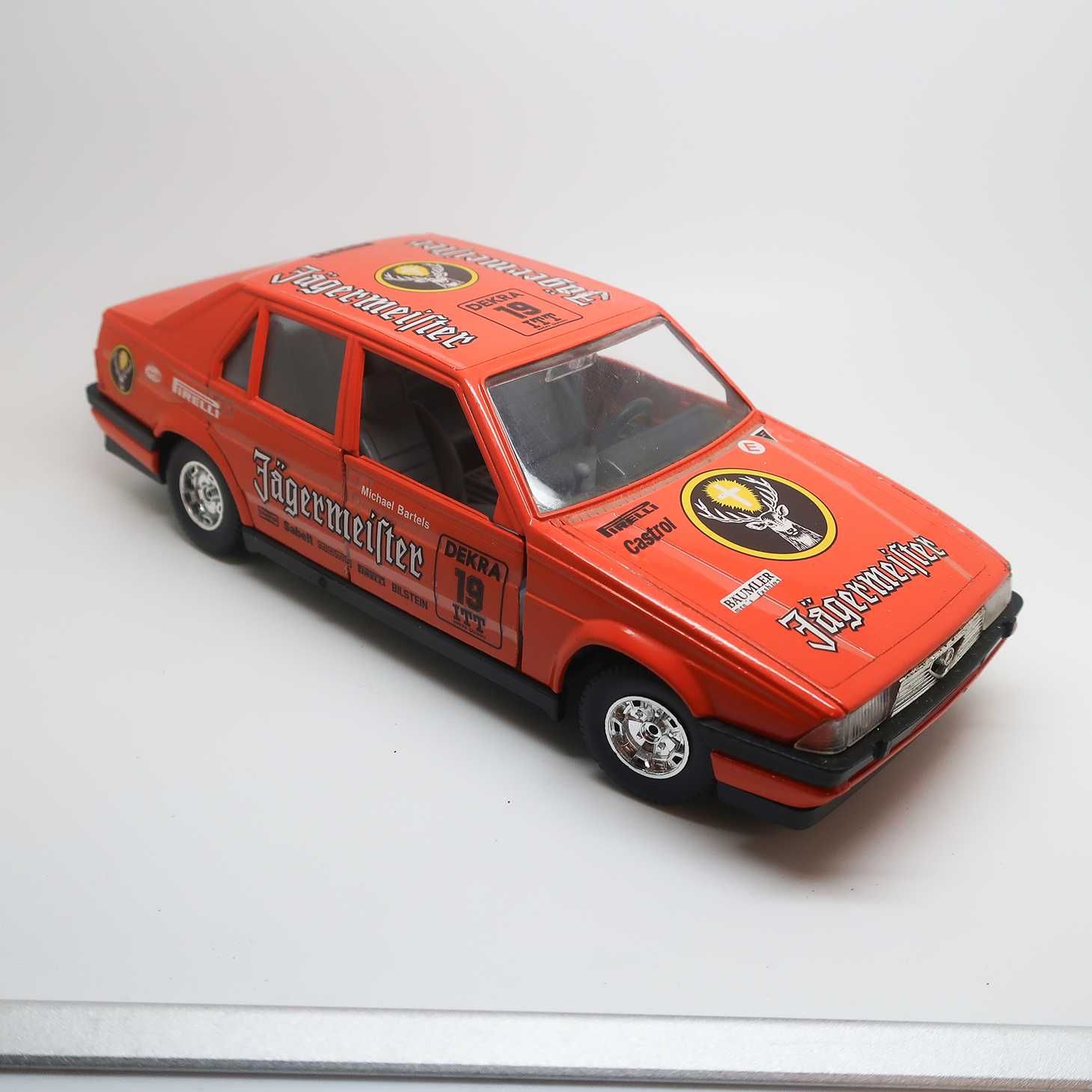 bburago alfa romeo 75 1/24 michael bartels jägermeister made in italy