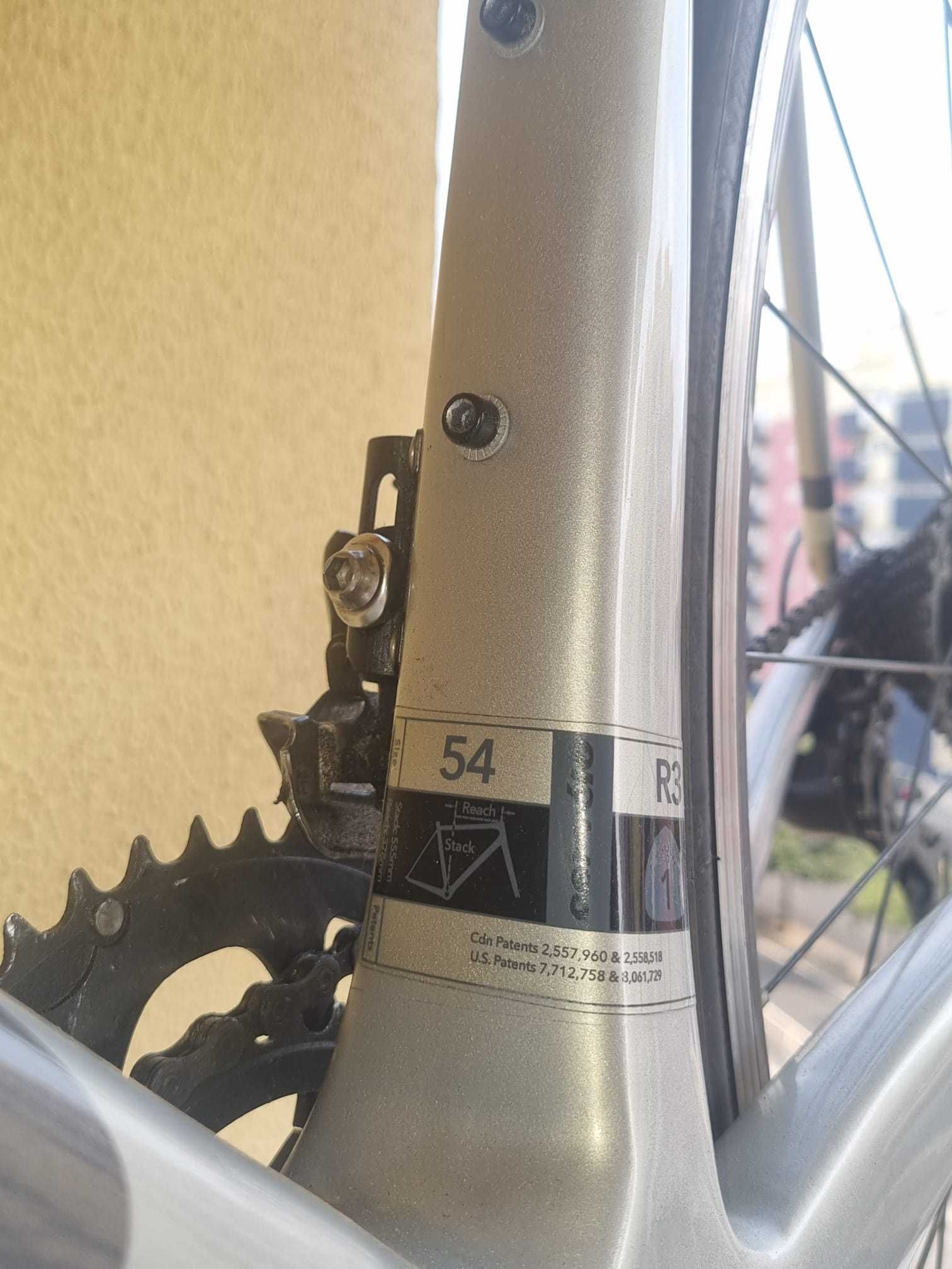 Bicicleta de estrada Cervelo R3 tamanho 54 (M)