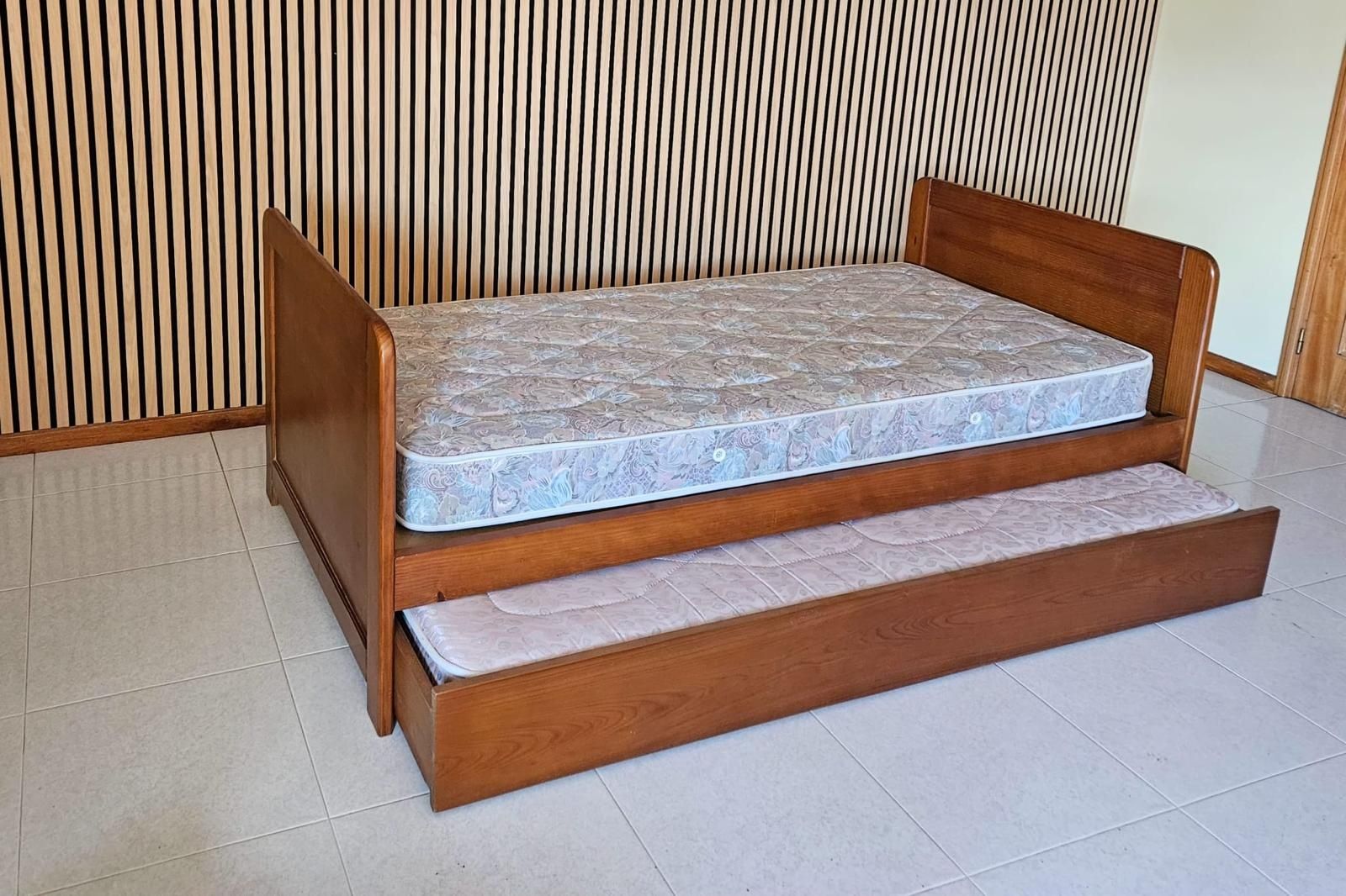 Cama com gavetão cama