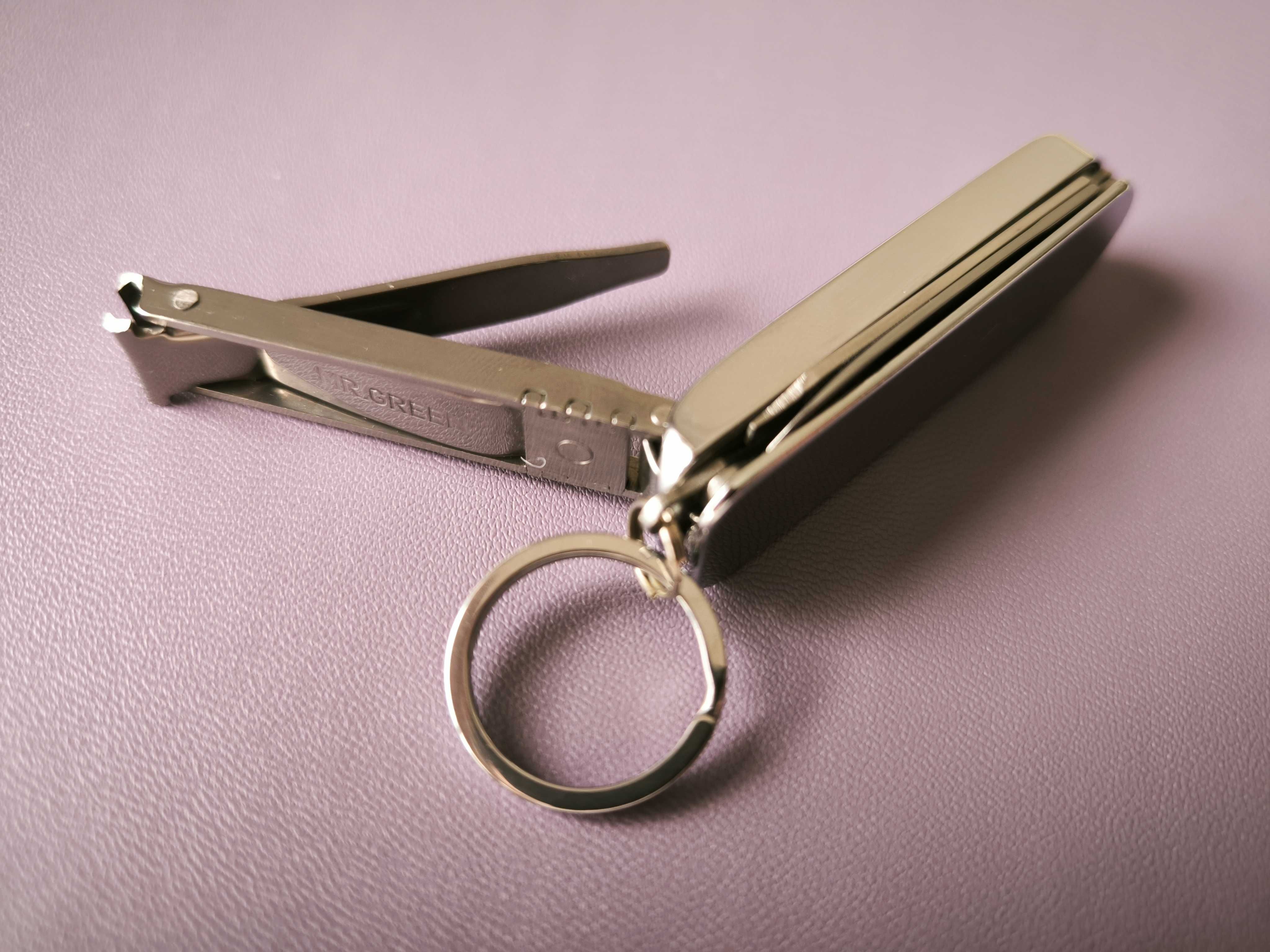 Mini Canivete Multifunções / Corta Unhas, Novo