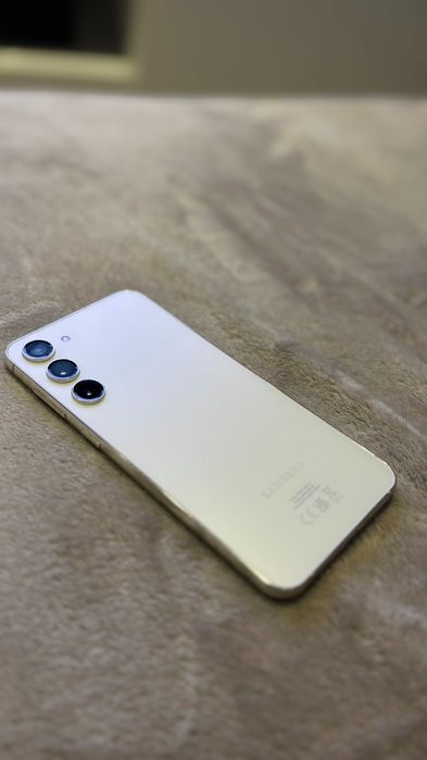 Samsung Galaxy S23 plus
