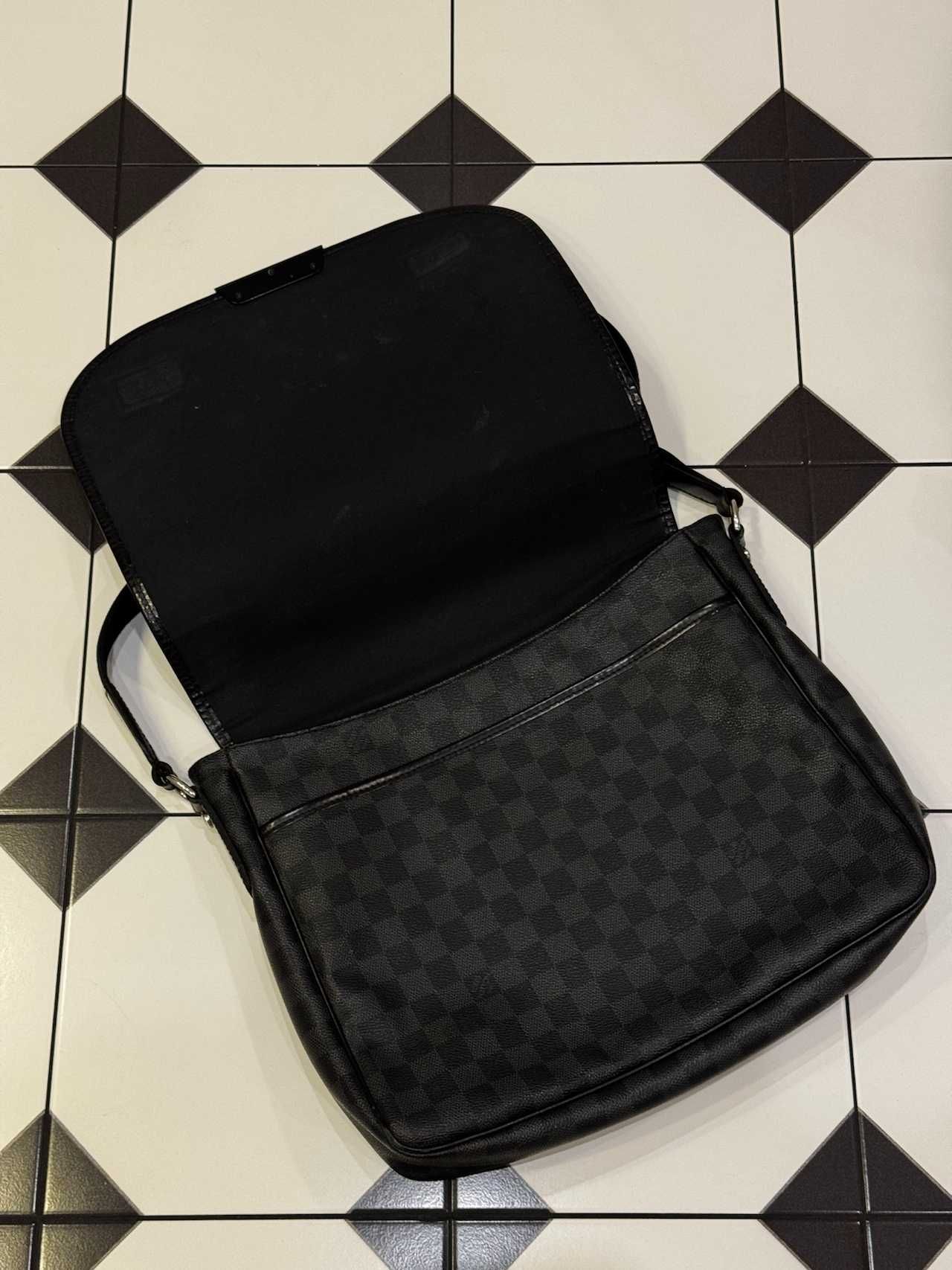 чоловіча сумка мессенджер кросбоді Louis Vuitton