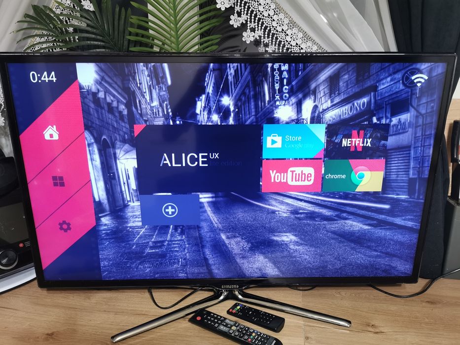 TV Samsung LED 40 cali Smart tv Netflix