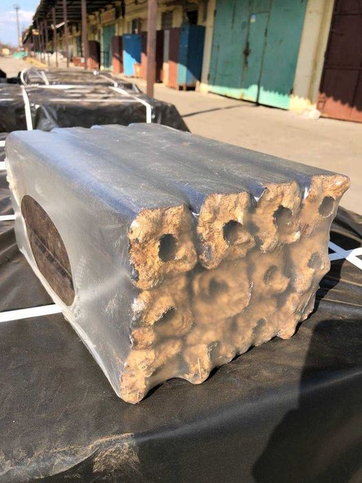 Дрова Дуб, Паливний брикет Pini Key, Топливный брикет пини кей