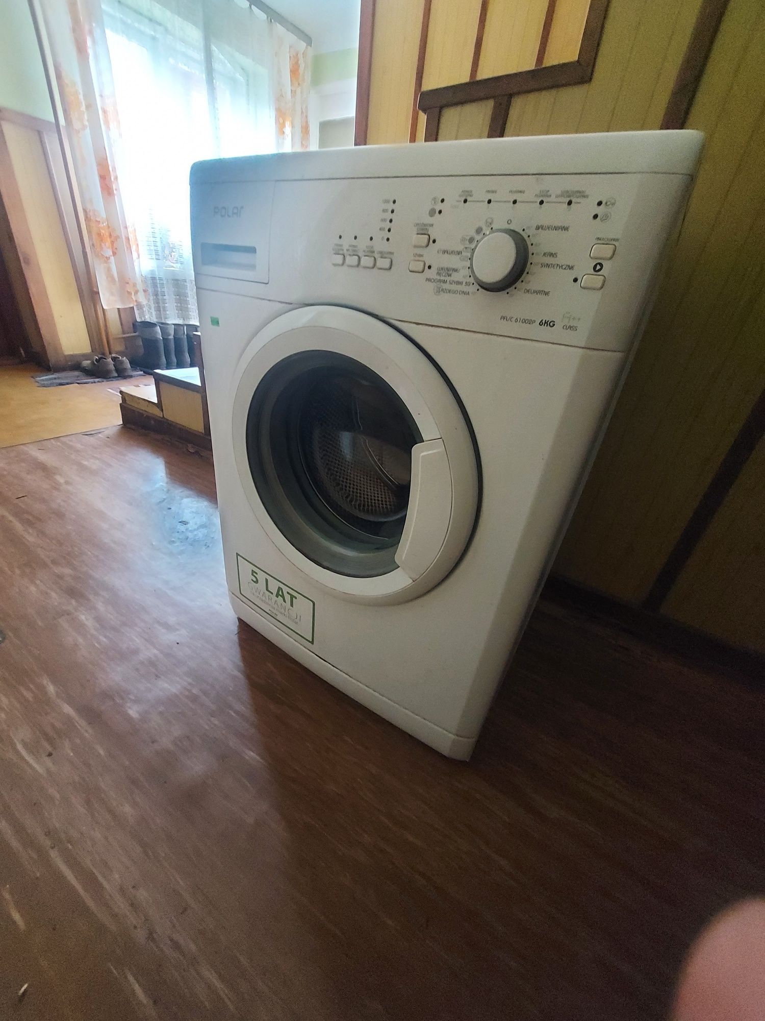 Pralka Polar PFL/C 61002P 6kg