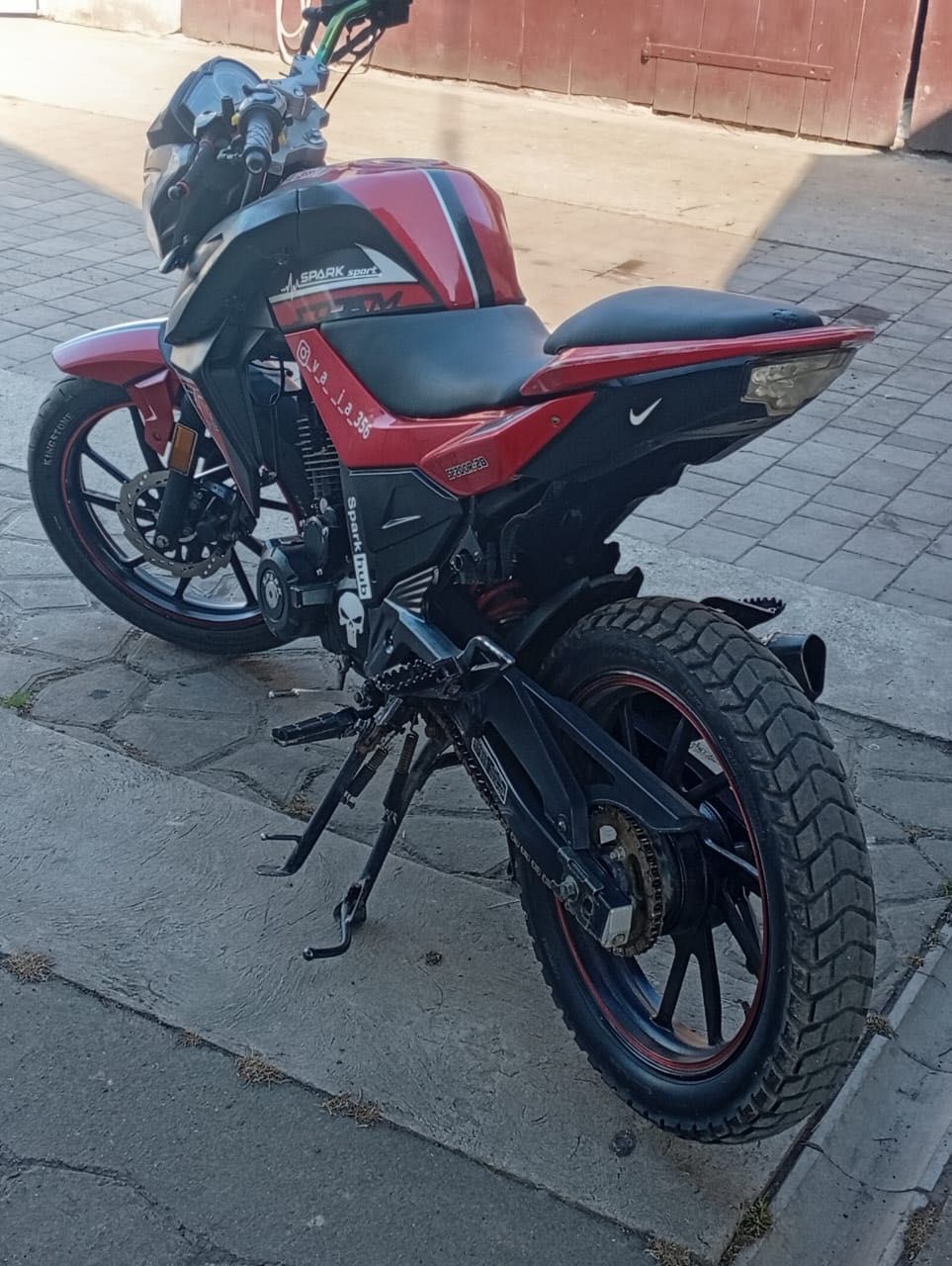Продам Spark 200 r28