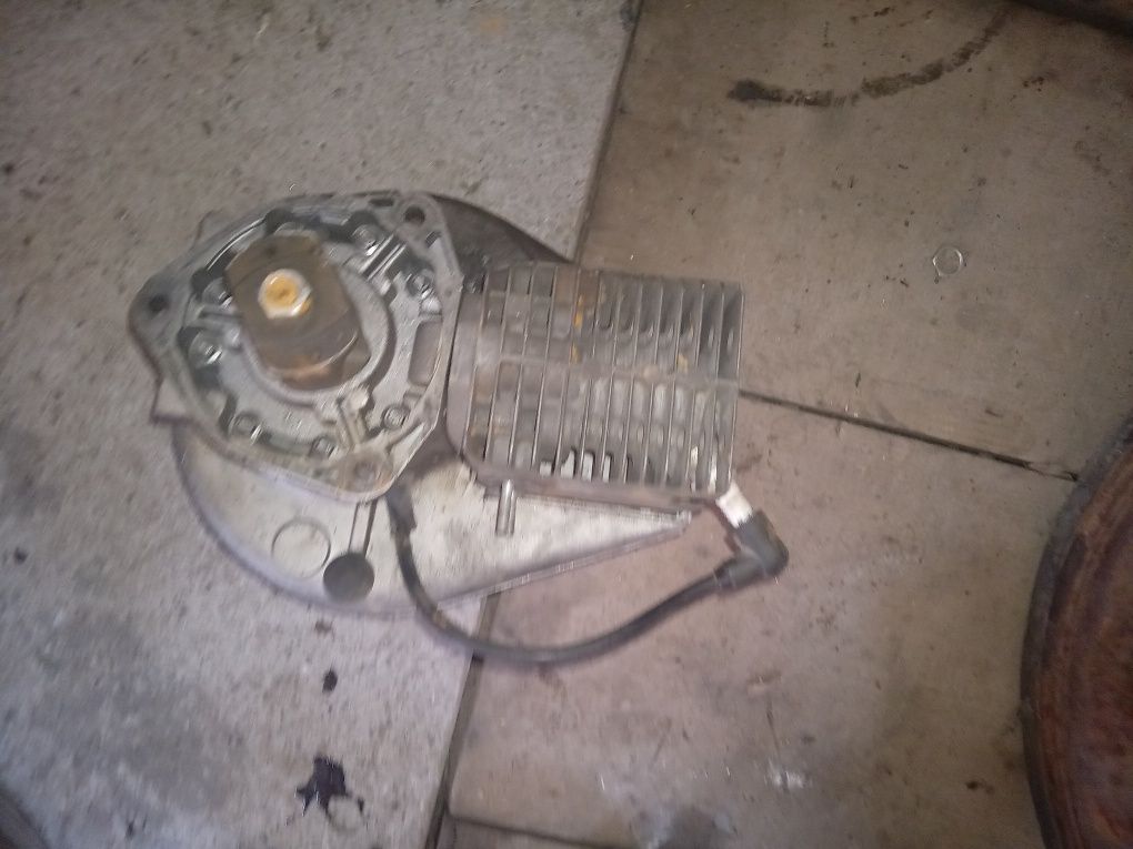 Silnik wacker WM 80 MW skoczek młot cylinder wał szarpak