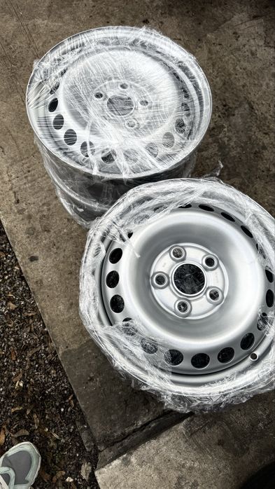 Оригінальні диски Т5 Volkswagen R16 5x120