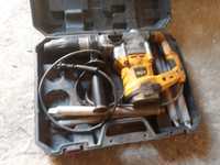 Перфоратор Dewalt sds max