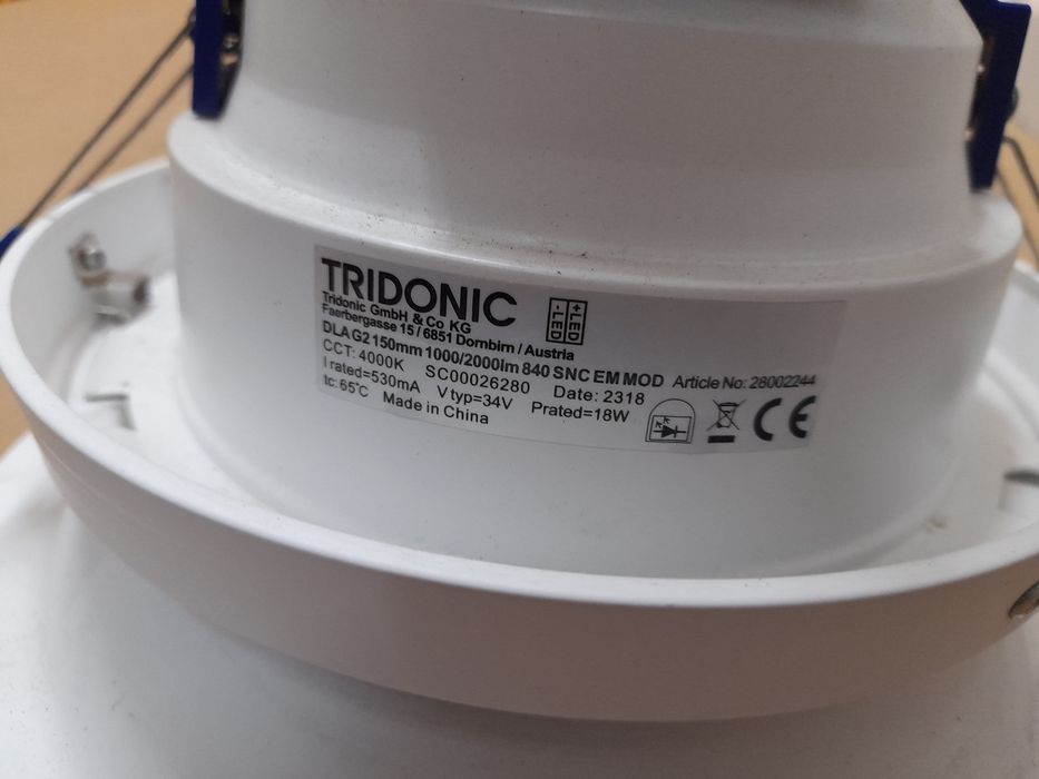 Projetores de embutir