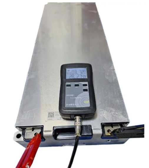 Зарядна станція потужність 4кВт ємність батареї 5кВт