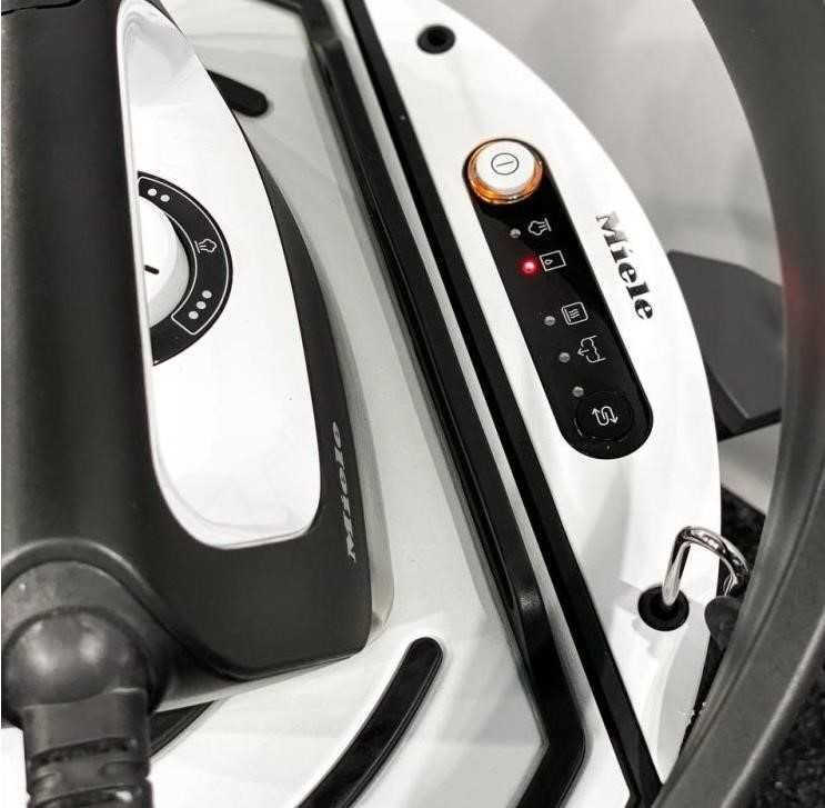 Прасувальна система Miele / Миле B 2826 / класична
