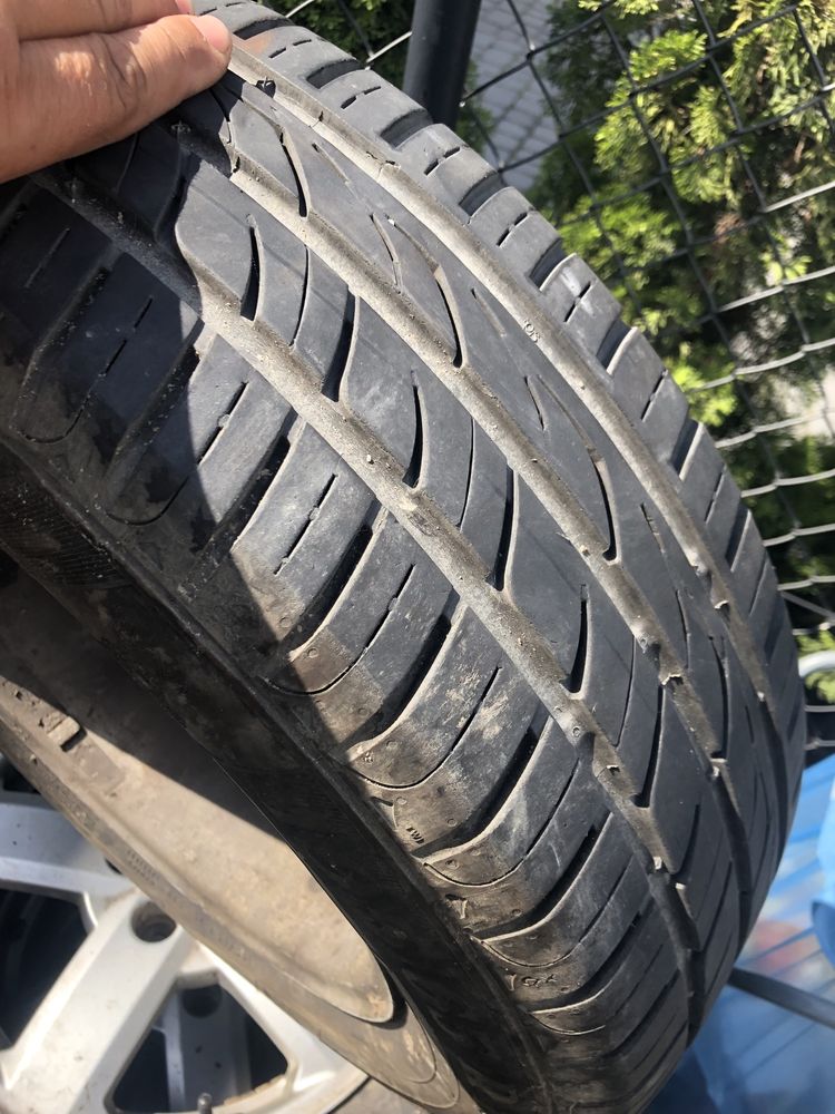 Opony letnie 195/65/15 z alu felgami