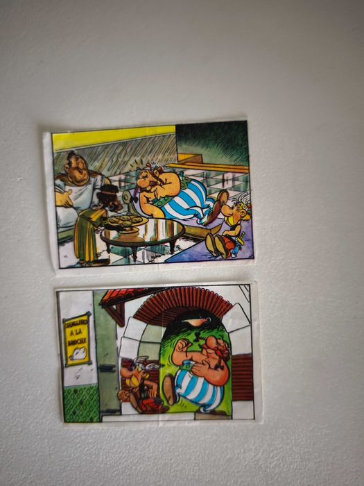 2 cromos Asterix Gladiador -104 e 169
