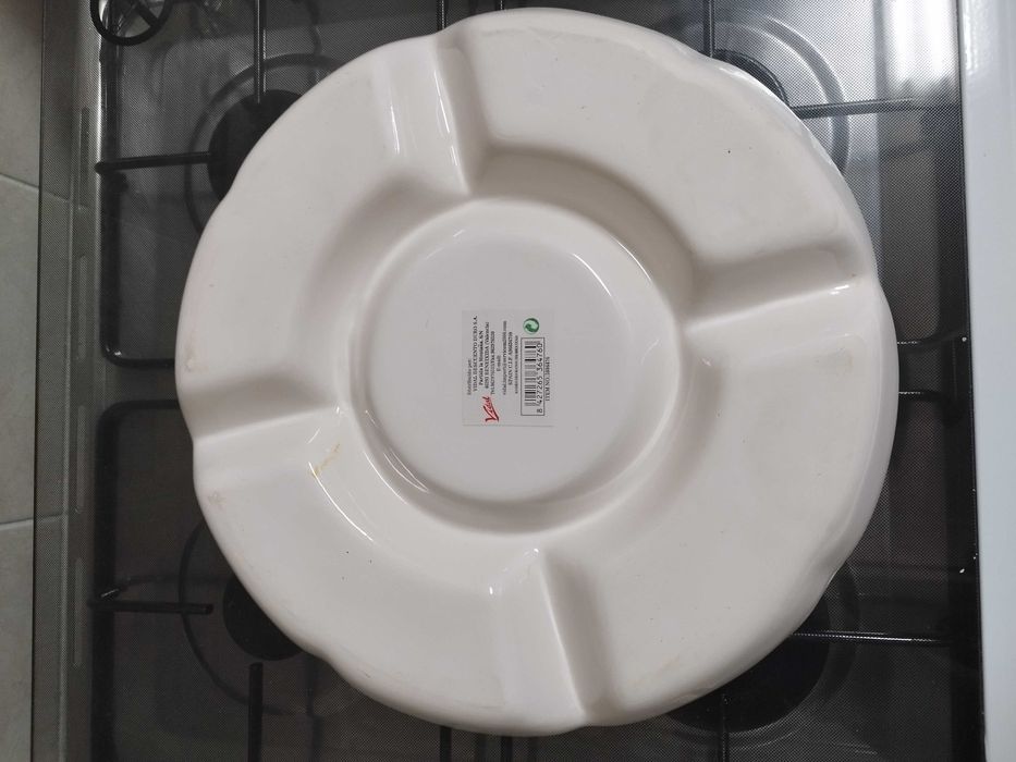 Prato de Cerâmica com 5 divisórias