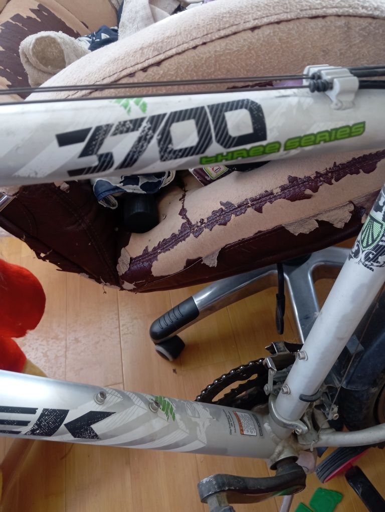 Велосипед спортивный trek 3700