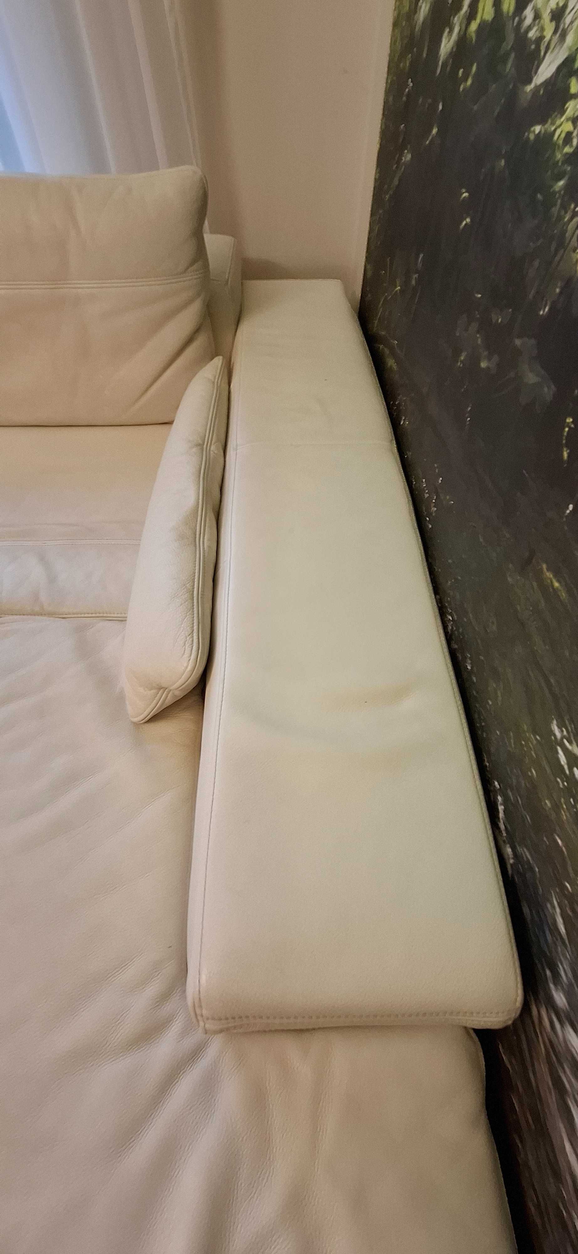 Sofa, narożnik, biała skóra, 2m x 2m stan b.dobry