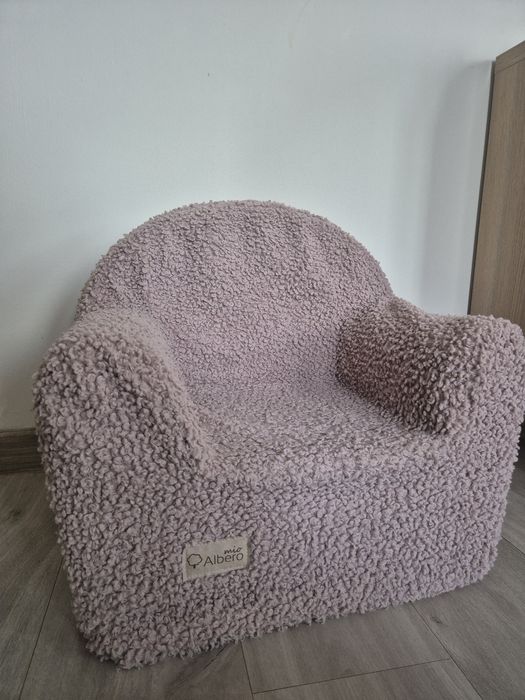 Albero Mio fotel fotelik piankowy boucle brudny róż