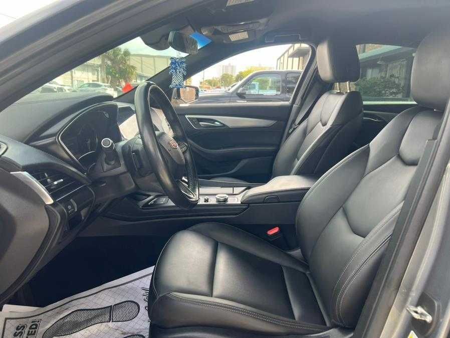 2022 Cadillac CT5 4dr Sdn Luxury