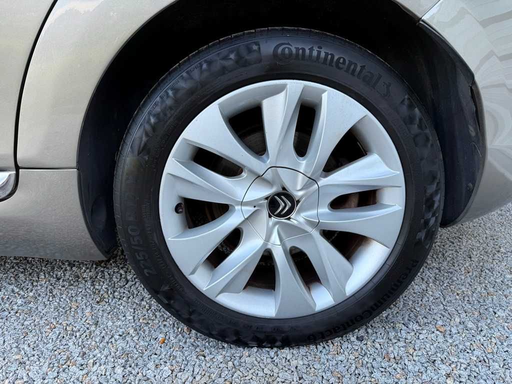 Citroen Ds5 2.0Hdi Hybrid 4x4 Cx/auto 10/2013