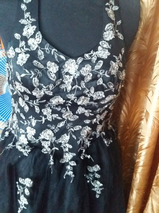 Продаю вечернее платье.