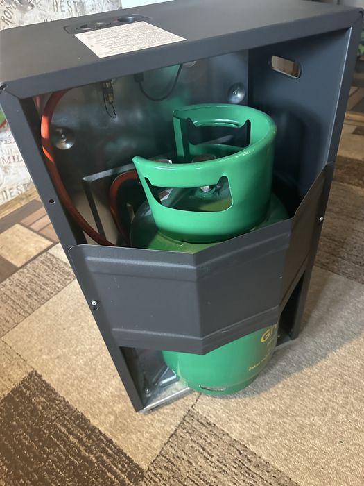 Продам газовий каталітичний обігрівач з балоном редуктором та шлангом