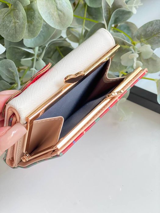 Гаманець для дівчинки