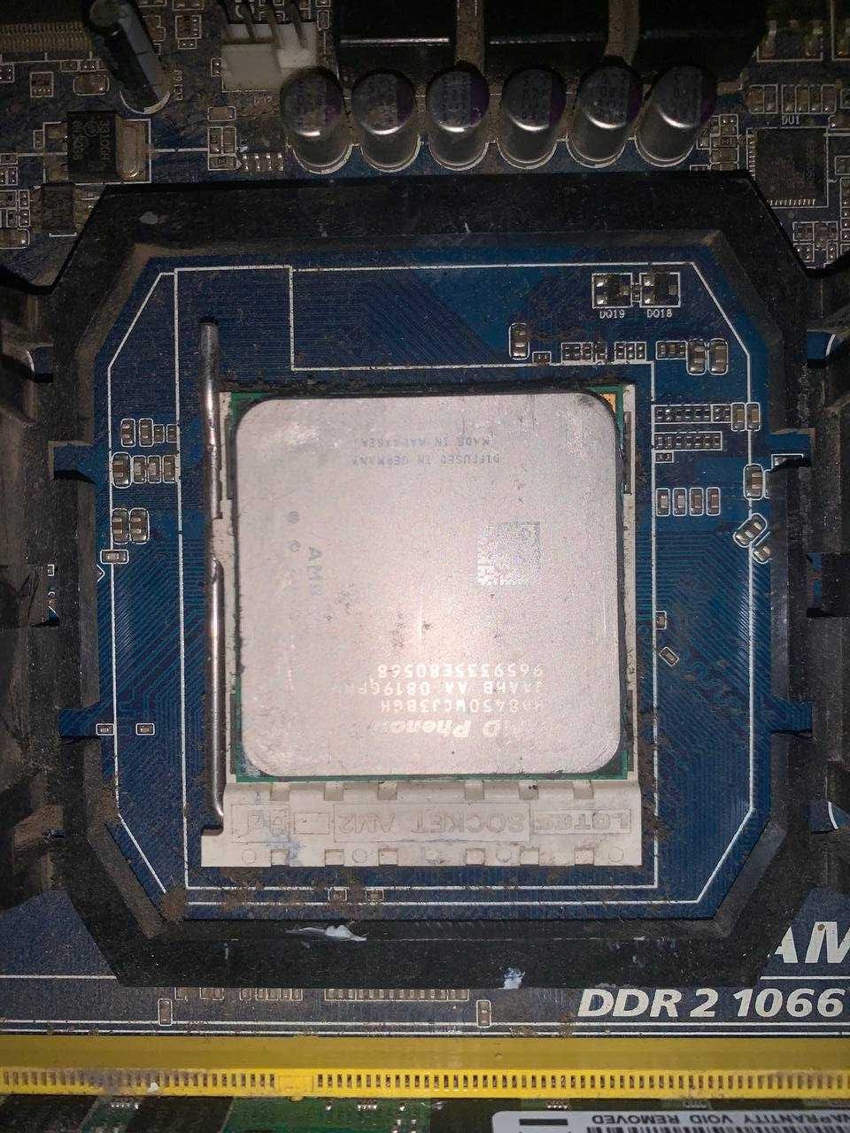 Продам материнську плату GA-M61PME-S2P з процом AMD Phenom HD 8450