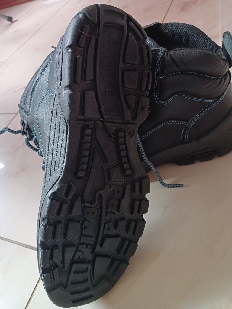 Buty robocze r.43 LEMAITRE .