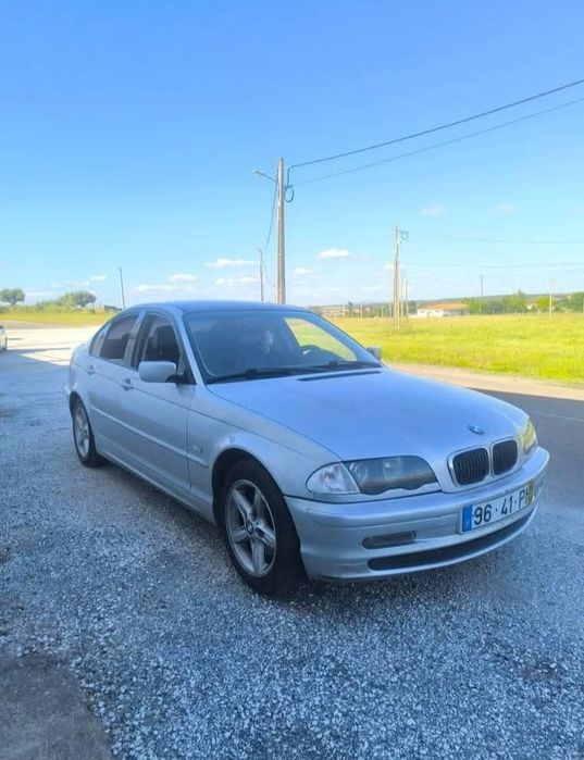 Vendo BMW 320 E46