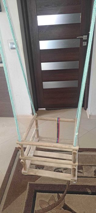 Huśtawka dla dziecka, drewniana, szczebelkowa