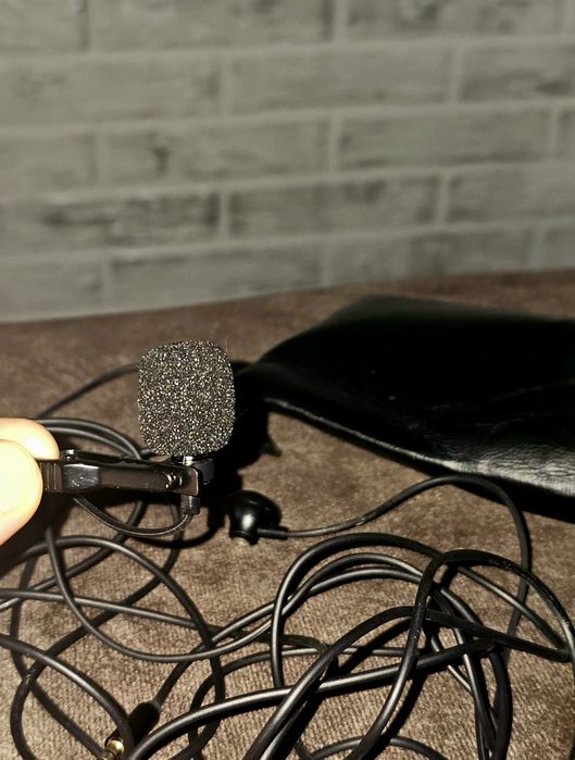 Петличка/ мікрофон для телефону/ ноута